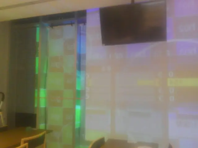 フィルムサンプルたくさんございます。わからないことがあればご相談ください。サービスの画像