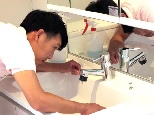 1月予約可！水回り5点セット55000円！浴室エプロン内高圧、鏡鱗落とし込！サービスの画像