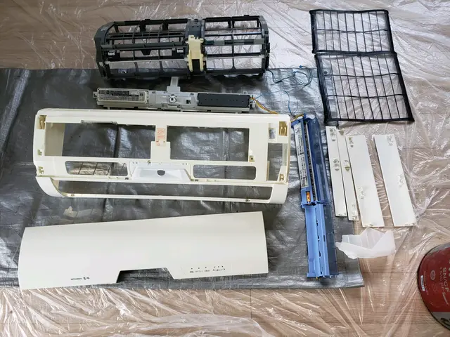 ★壁掛けエアコン分解洗浄★カビ汚れニオイを徹底洗浄！複数台割引有りサービスの画像