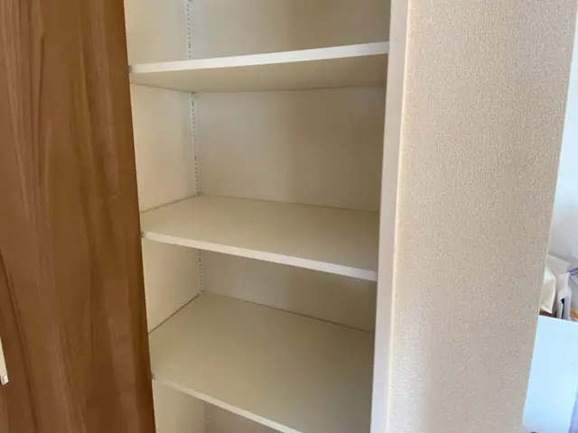 【埼玉東京】可動棚取付します。(柱二本で1箇所計算です。)サービスの画像