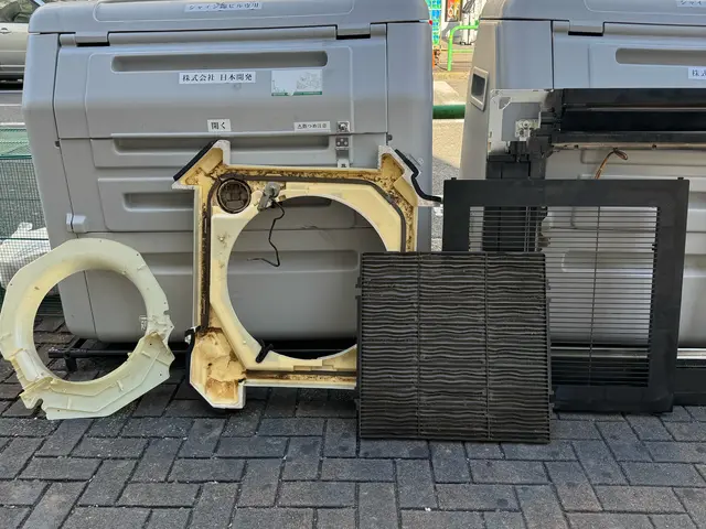 業務用エアコン月間作業台数150台以上！専門業者だからこその高技術で完全洗浄！！サービスの画像