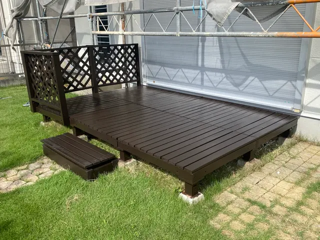 ウッドデッキ塗装サービスの画像