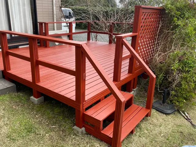 ウッドデッキ塗装サービスの画像