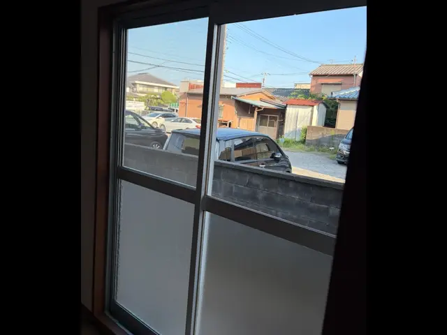 ◆網戸・サッシ込◆砂や花粉でくすんだ汚れをパキッと綺麗に♪女性スタッフ♡サービスの画像