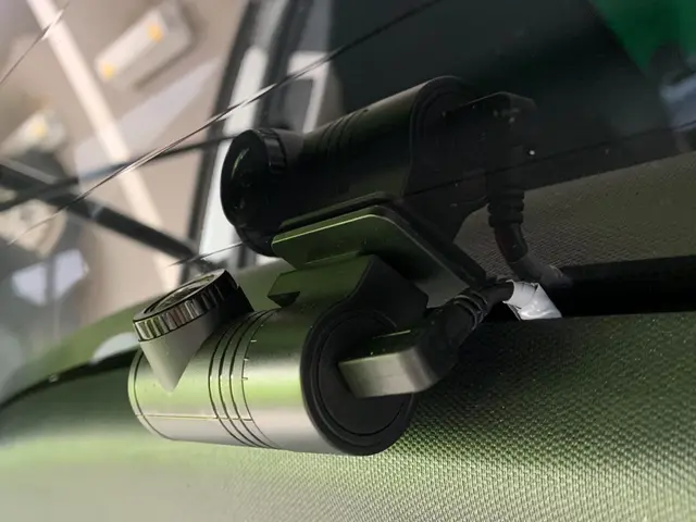 【埼玉県発】ドライブレコーダー取り付け致しますサービスの画像