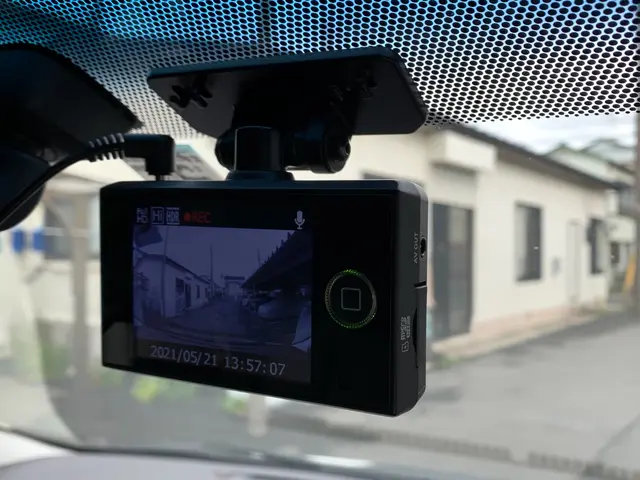 【埼玉県発】ドライブレコーダー取り付け致しますサービスの画像