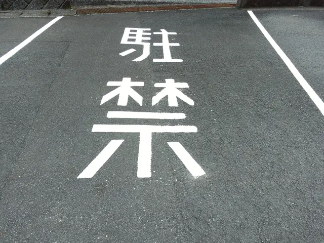 《塗装業界28年》自信の完全自社施工◇駐車場代は当店負担◇保険加入済みサービスの画像