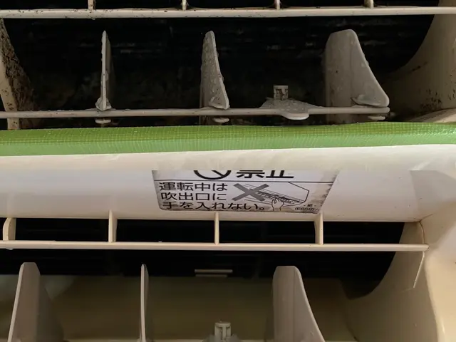 【三児のパパが伺います^ ^】★丁寧な仕事を心がけています★エアコン内部高圧洗浄サービスの画像