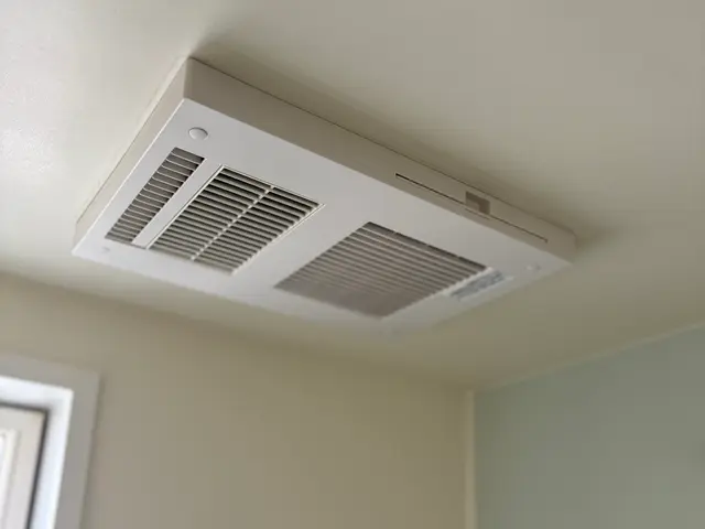 浴室乾燥機(電気式)の交換、お任せ下さい！事前見積もりで安心の料金設定！サービスの画像