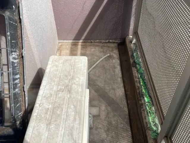 鳩対策施工、施工実績豊富です！害鳥対策専門会社の(合)山本企画サービスの画像