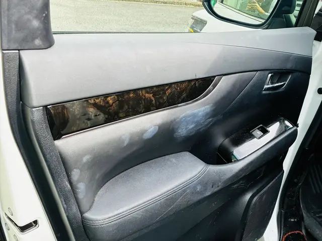 細部まで見逃しません　　　　　　　　　　納車時を取り戻します！24時間緊急対応有サービスの画像