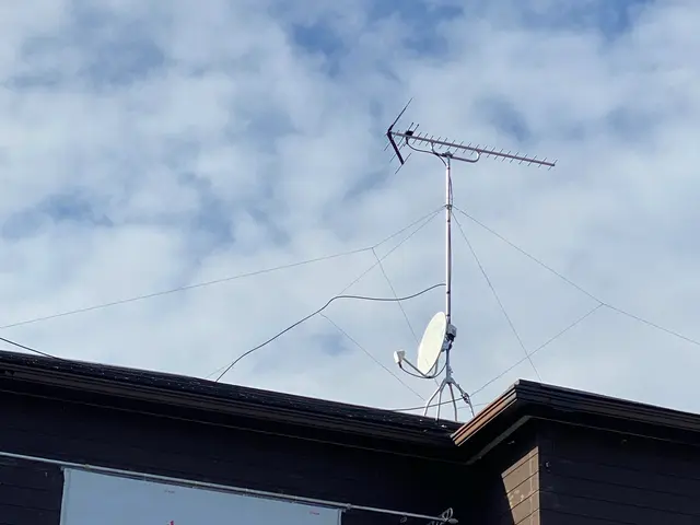 アンテナの入れ替え、取付のみ、撤去のみ、御依頼、御相談お待ちしておりますサービスの画像