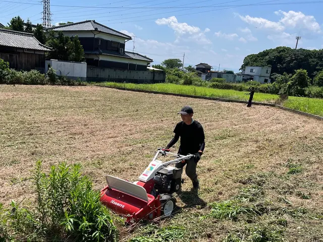 【草刈り専門】クラン草刈りサービス|香川県全域OK！丁寧さ・迅速さに自信あり！サービスの画像