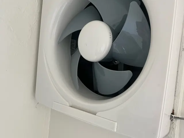 【年明け大掃除特価】プロペラ換気扇の清掃はおまかせください！サービスの画像