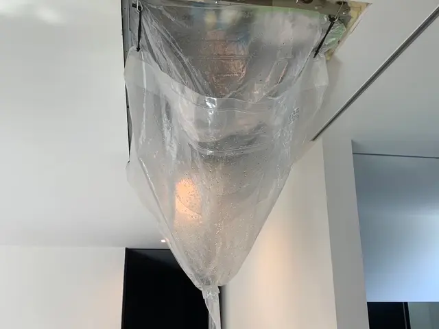 家庭用埋め込みエアコンを分解清掃☆業務用エアコンも対応可能☆サービスの画像