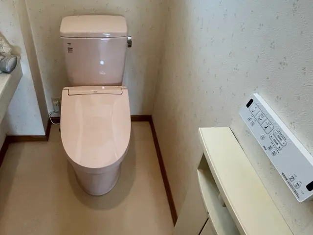 トイレの水漏れつまりなどお困りの事がありましたら、遠慮無くご相談くださいサービスの画像