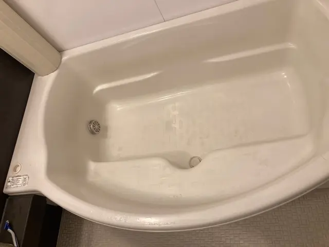 とにかく丁寧にカビ水アカ落とします！★各種決済可★非喫煙サービスの画像