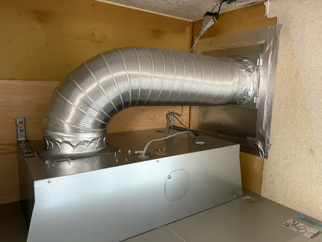 レンジフード取り付けます！サービスの画像