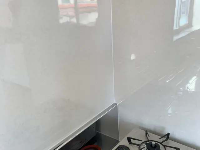 キッチンパネル、アルミパネル貼りますサービスの画像