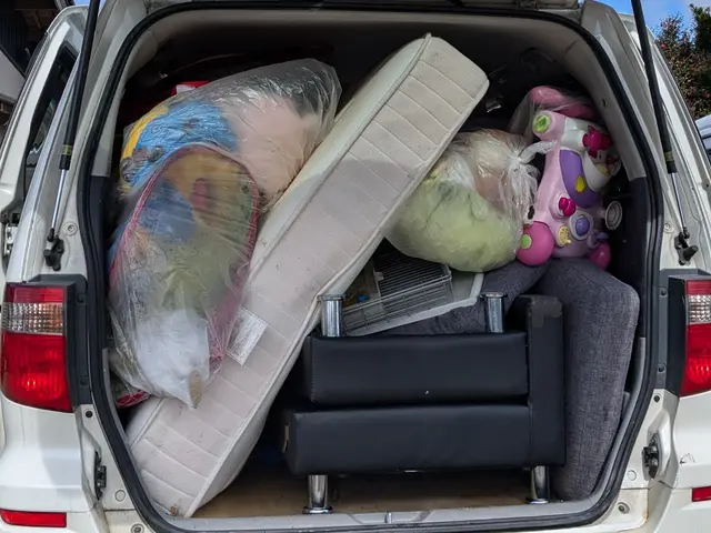 屋根ありの車でたっぷり詰め込めます！岐阜市から、地域密着サービスの画像