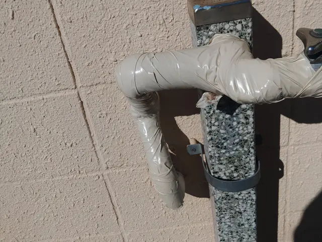 水漏れ　漏水　配管補修サービスの画像