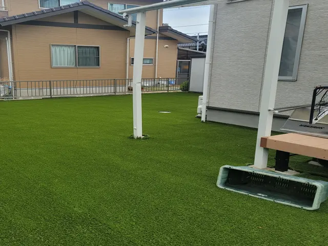 【年中無休】耐用年数約10年！他とは違う人工芝！！サービスの画像