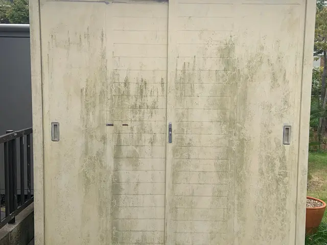 壊れたり不用になったスチール物置等を解体・回収致します♪不用品回収も回収可能ですサービスの画像