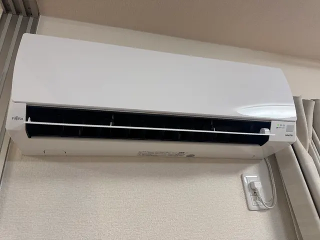 お客様のご要望に沿った施工を！　エアコン取外し・取付・移設お任せ下さい！サービスの画像
