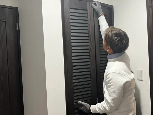 ドア・戸が閉まらない・開かない｜扉の異音・重い、速すぎ遅すぎのストレスを解決！サービスの画像