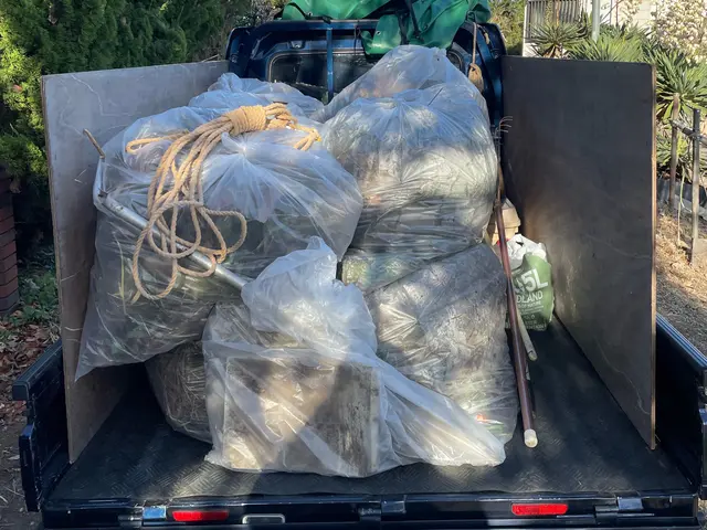 神奈川県寒川町、伊勢原市出発！便利屋 草刈り【年中無休】土日祝もご予約大歓迎！サービスの画像