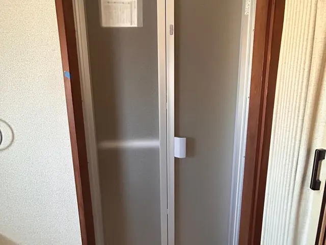 浴室ドアカバー工法施工させていただきます。浴室価格改定のためお値段変わります。サービスの画像