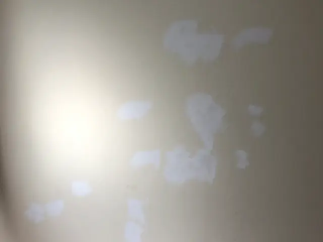 色々な傷、打痕、穴補修します！サービス範囲外でもご相談下さい対応致します。サービスの画像