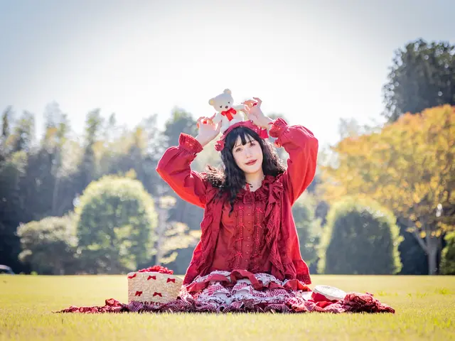 出張撮影【ポートレート】SNS用のプロフィール写真・宣材写真撮らせてください！サービスの画像