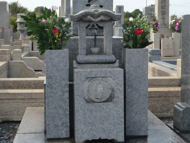 ＜年中無休＞お墓参りを真摯に代行いたします。遠方でもお気軽にご相談ください。サービスの画像