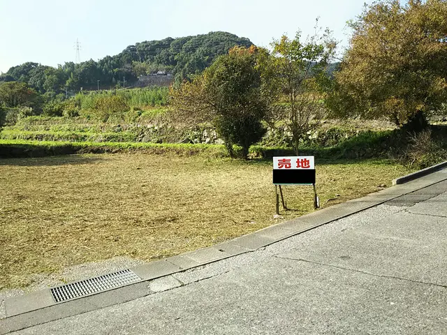 【草刈・急行 】お庭から大きな空地まで　斜面・会社・工場　対応可能サービスの画像