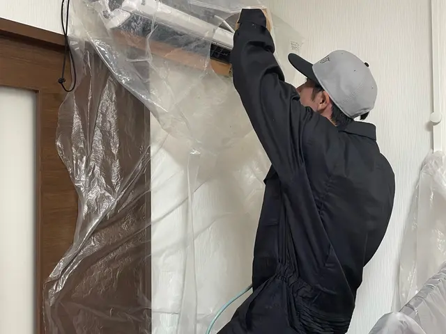 ◤エアコンピカピカにします★◢メーカー依頼も受けていたプロの施工で安心！！サービスの画像