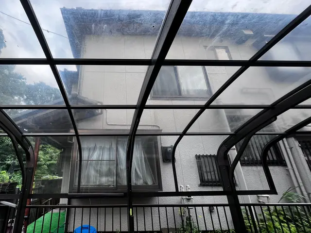 ★クレカ対応★カーポート洗浄、雨樋や排水パイプの詰まりも解消！サービスの画像