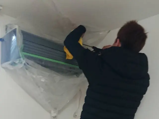 10月キャンペーン料金でクリーニング開始！お仕事で忙しいお客様夜間も承ります！サービスの画像