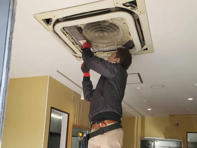 10月キャンペーン料金でクリーニング開始！お仕事で忙しいお客様夜間も承ります！サービスの画像