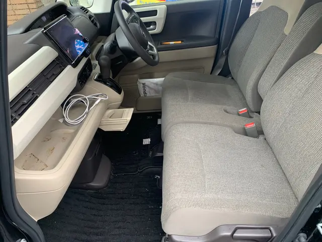 発電機持ち込みで電気ない場所でも可能【車内クリーニング】サービスの画像