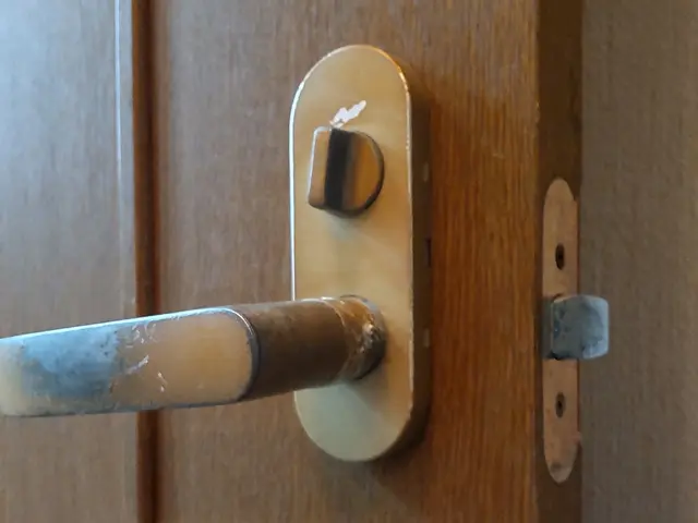 大阪・堺市から　室内用ドアノブの交換を承ります。サービスの画像