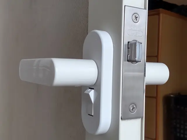 大阪・堺市から　室内用ドアノブの交換を承ります。サービスの画像