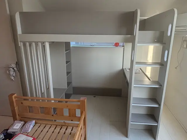 家具の組み立て分解　電動工具を使用して時間を短縮。御利用お待ちしています。サービスの画像