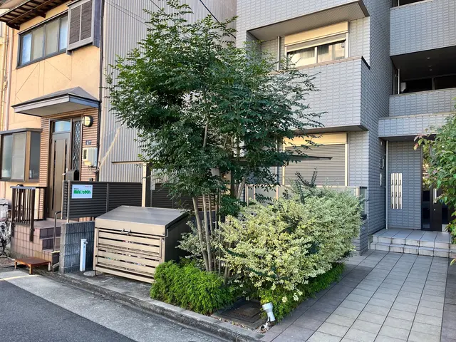 今年いっぱいまでは予約作業のみ。マンション等オーナー様へ無料見積もりお勧めです。サービスの画像