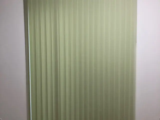 カーテンレール! ロールスクリーン!ブラインドその他取り付けはお任せください。サービスの画像