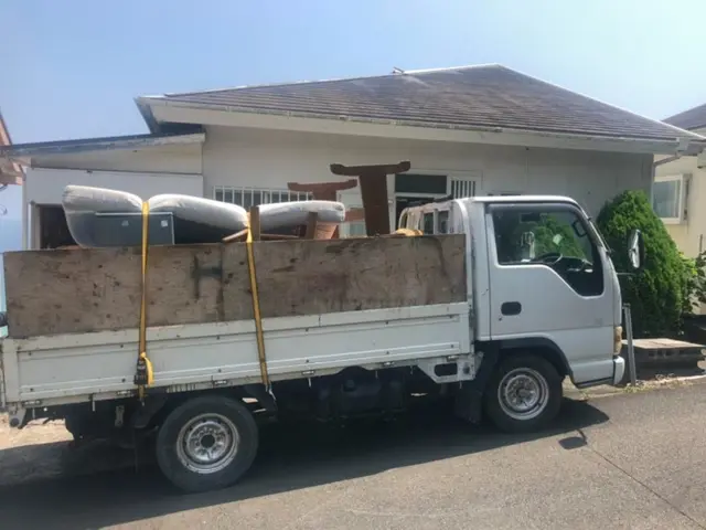 11月受付中【作業員2名】大量のお荷物大歓迎　写真で簡単見積　買取還元でお得に♪サービスの画像