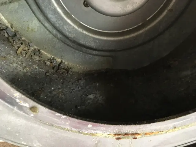 【丁寧な作業をお約束】普段清掃が困難なレンジフード内、ピカピカ・ツルツルにしますサービスの画像