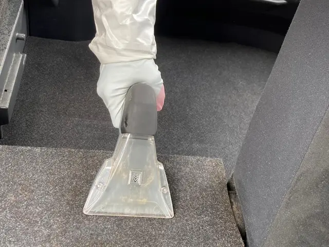 車内の臭いと汚れ、プロが徹底洗浄！嘔吐・タバコ・灯油・ペット臭も徹底解決！サービスの画像