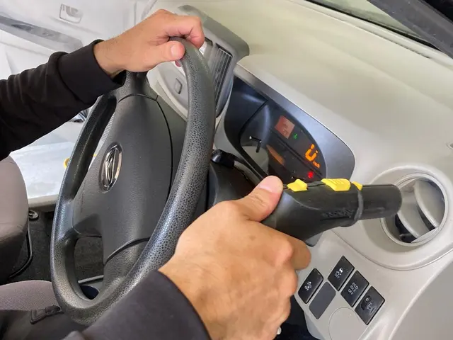 車内の臭いと汚れ、プロが徹底洗浄！嘔吐・タバコ・灯油・ペット臭も徹底解決！サービスの画像