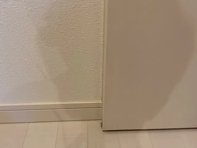 【木部キズ補修】床、建具等、各種補修お問合わせよりお気軽にご相談下さい。サービスの画像